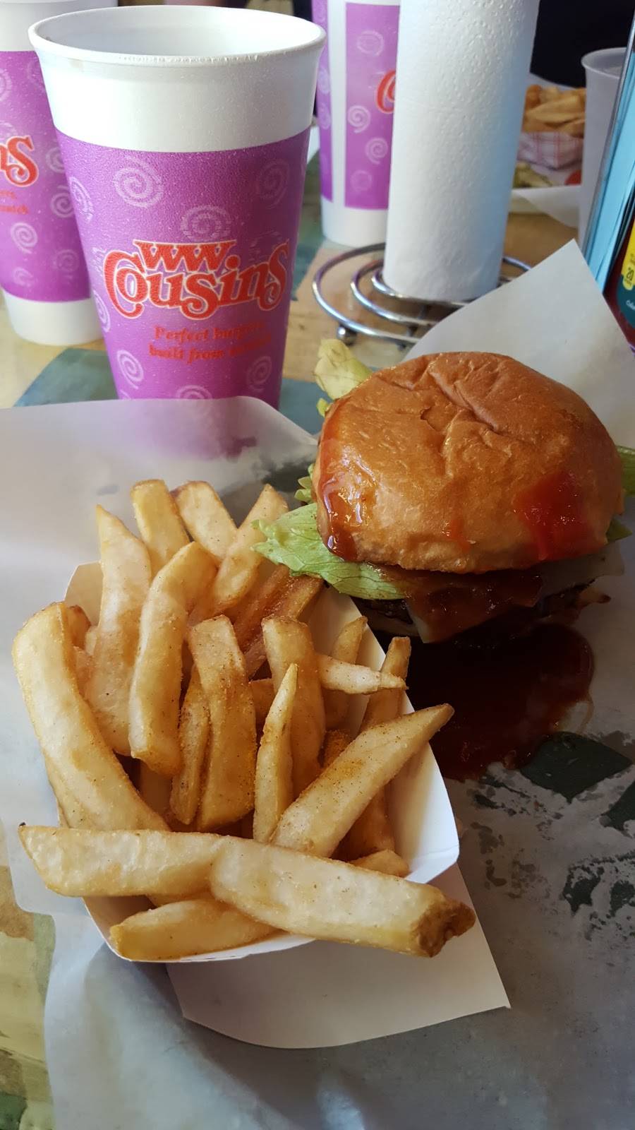 W W Cousins Restaurant | restaurant | 900 Dupont Rd, Louisville, KY 40207, USA | 5028979684 OR +1 502-897-9684