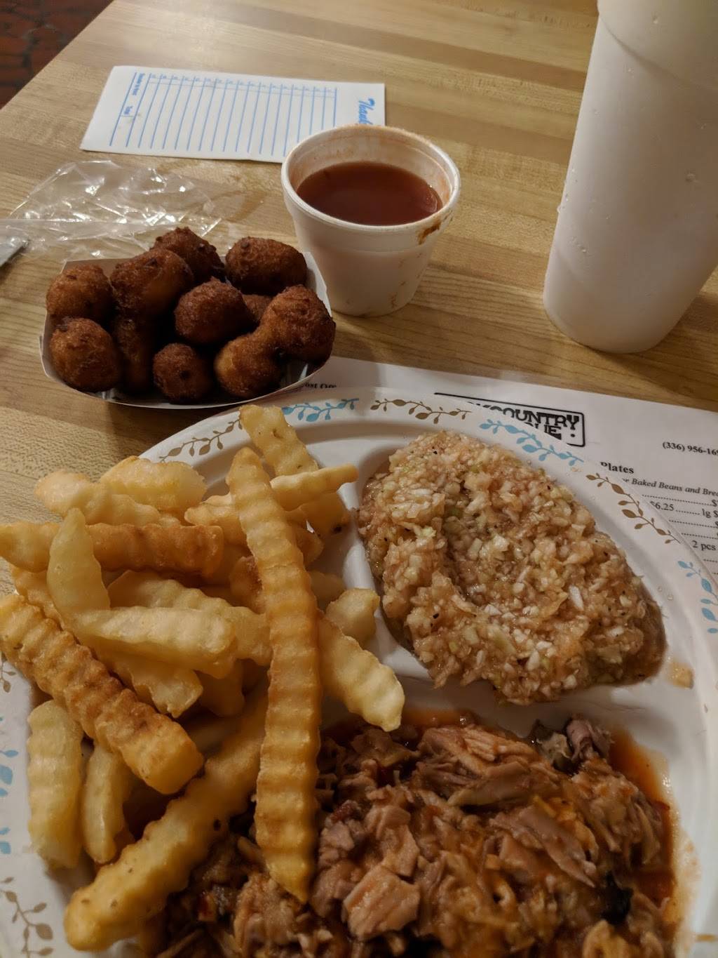 Back Country Barbeque | restaurant | 4014 Linwood-Southmont Rd, Lexington, NC 27295, USA | 3369561696 OR +1 336-956-1696