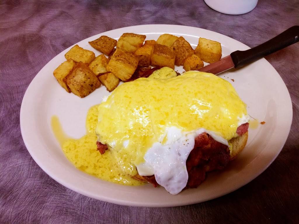Jakes Diner | restaurant | 102 Alden Rd, Fairhaven, MA 02719, USA | 5089965253 OR +1 508-996-5253