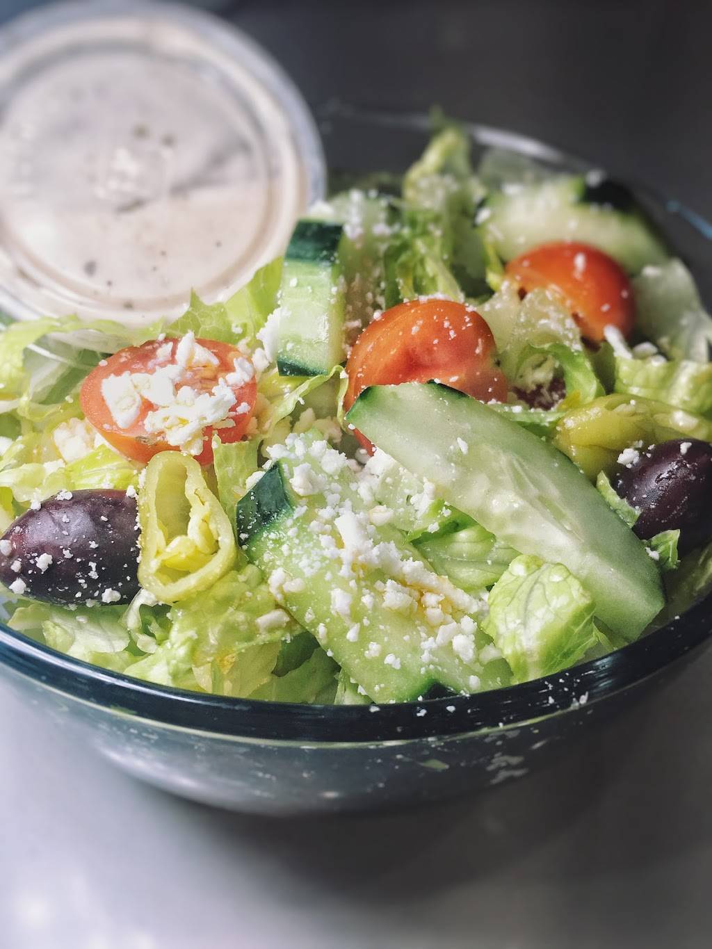 Upper Crust Pizzeria | restaurant | 243 S Beverly Dr, Beverly Hills, CA 90210, USA | 3105045056 OR +1 310-504-5056