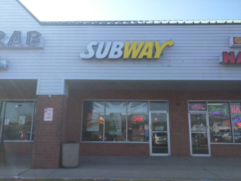 Subway | restaurant | 320 Suburban Dr, Newark, DE 19711, USA | 3025335301 OR +1 302-533-5301