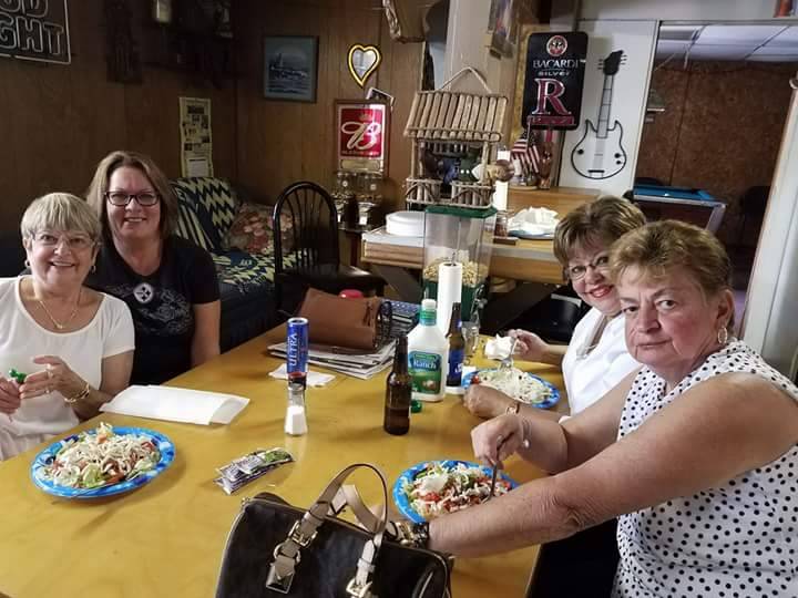 Long Stretch Pizza | restaurant | 17989 National Pike, Frostburg, MD 21532, USA | 3016893399 OR +1 301-689-3399