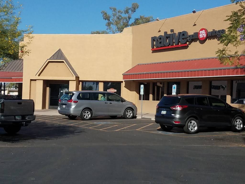 Native Grill & Wings | restaurant | 1559 S Gilbert Rd, Mesa, AZ 85204, USA | 4808921010 OR +1 480-892-1010