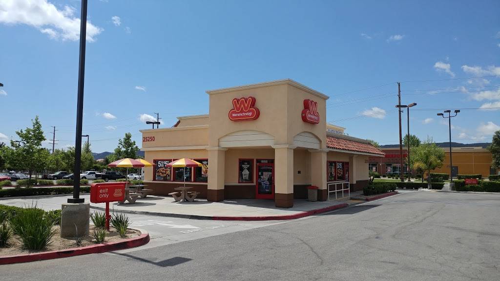 Wienerschnitzel | restaurant | 25250 Madison Ave, Murrieta, CA 92562, USA | 9514619697 OR +1 951-461-9697
