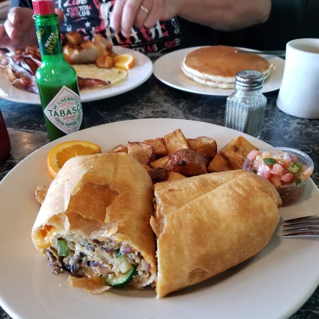 Shellys Breakfast, Lunch, and Dinner | restaurant | 17642 1st Ave S, Burien, WA 98148, USA | 2062466666 OR +1 206-246-6666