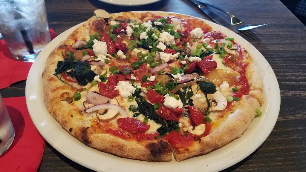 Pizza Rock | restaurant | 201 N 3rd St, Las Vegas, NV 89101, USA | 7023850838 OR +1 702-385-0838