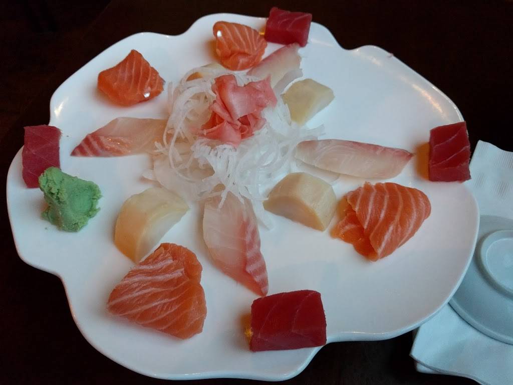 Kobe Japanese Steakhouse | restaurant | 2531 Broadway Bluffs Dr, Columbia, MO 65201, USA | 5734412341 OR +1 573-441-2341