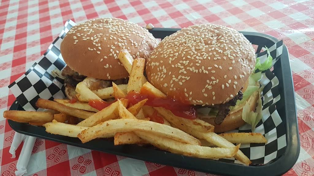 The Burger Spot 1 | restaurant | 6285 Ball Rd, Cypress, CA 90630, USA | 7142365639 OR +1 714-236-5639