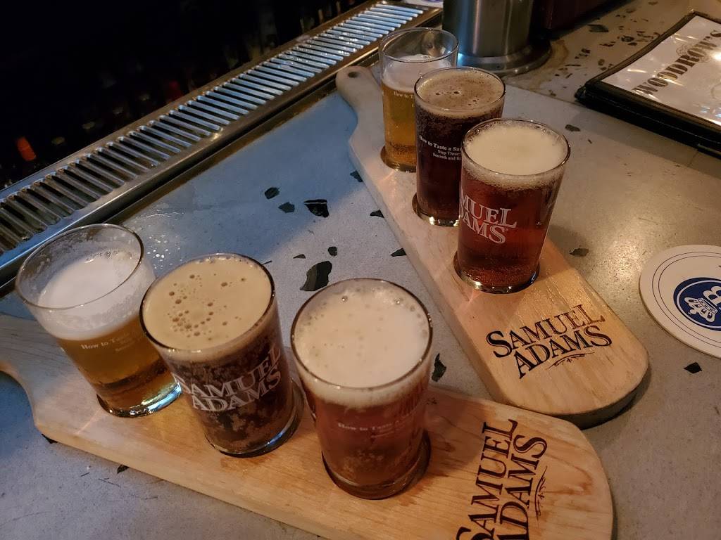 Woodrows | restaurant | 43 Murray Street, New York, NY 10007, USA | 2126760300 OR +1 212-676-0300