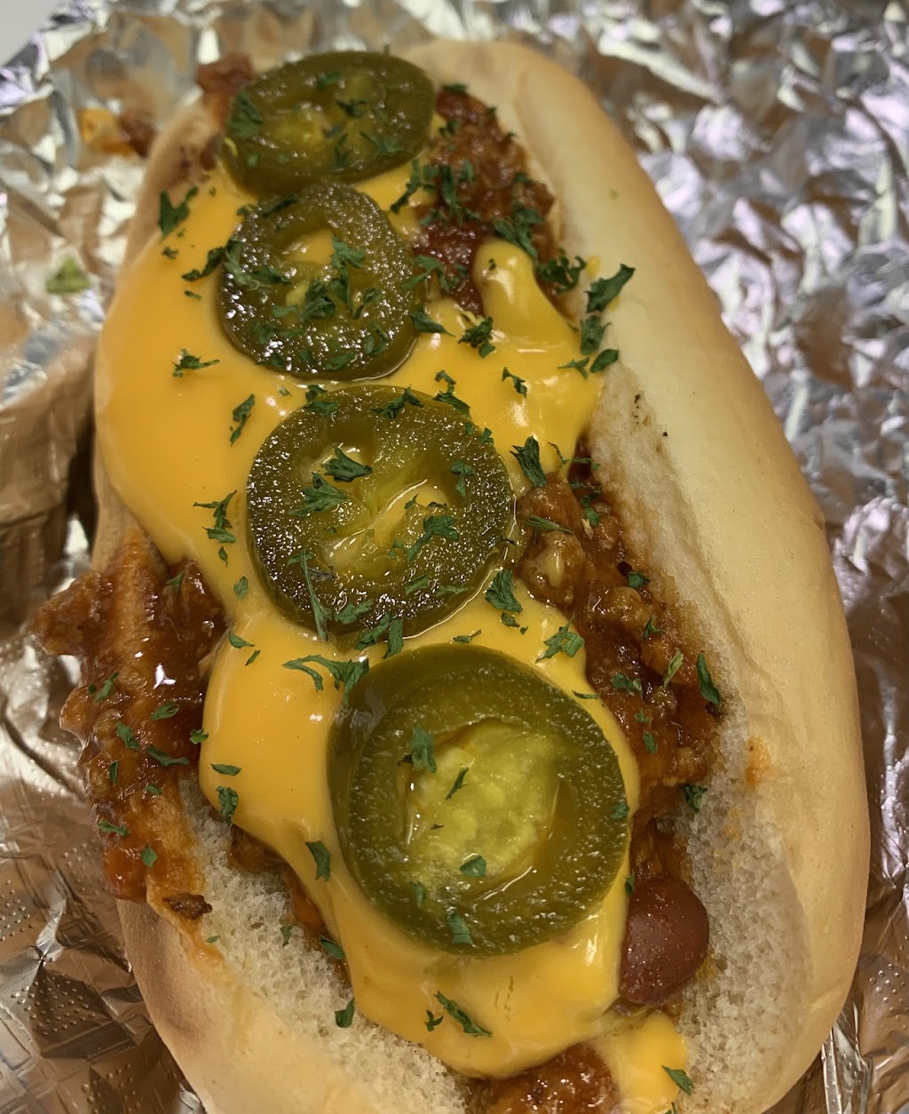Fresh Dawgs | restaurant | 300 Monticello Ave, Norfolk, VA 23510, USA | 7579046436 OR +1 757-904-6436