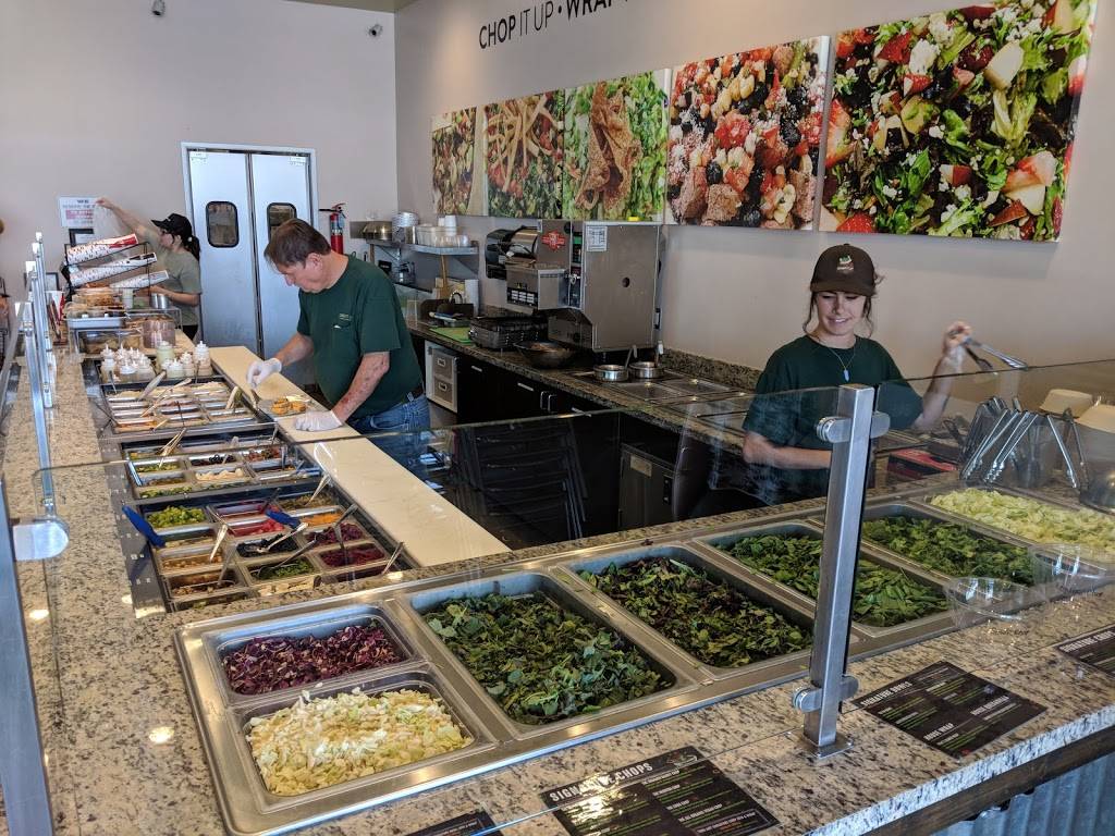 Chop It Up | restaurant | 1717 Simi Town Center Way, Simi Valley, CA 93065, USA | 8055263600 OR +1 805-526-3600