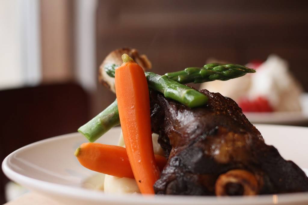 Brownes Bistro | meal takeaway | 1251 Yonge St, Toronto, ON M4T 1W6, Canada | 4169248132 OR +1 416-924-8132