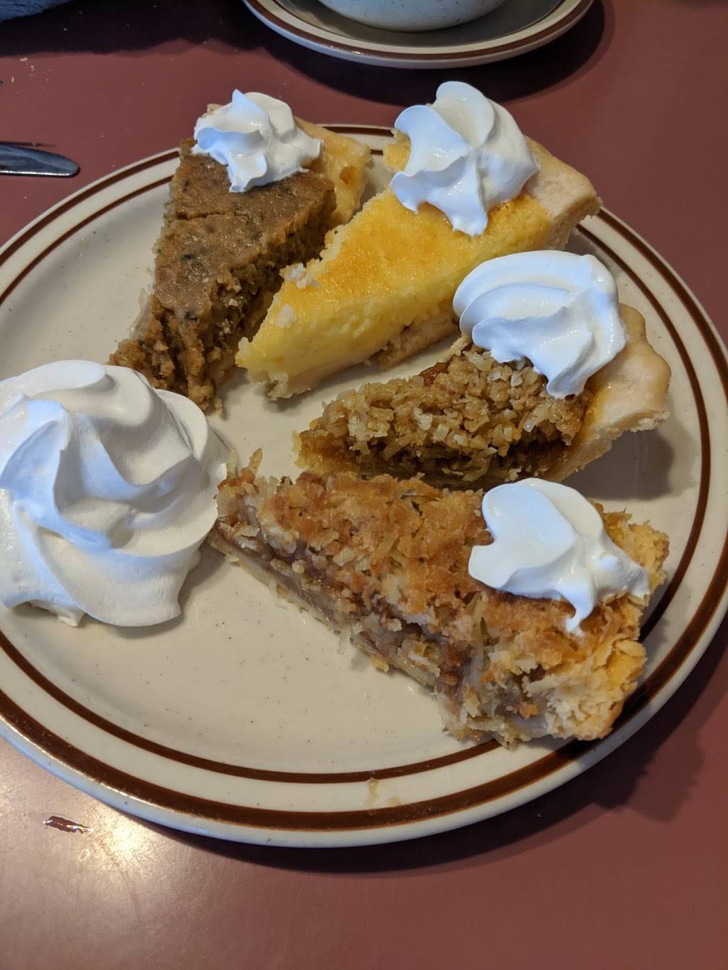 The Sunglow Cafe | restaurant | 80 W 1000 N, Spanish Fork, UT 84660, USA | 8017940533 OR +1 801-794-0533