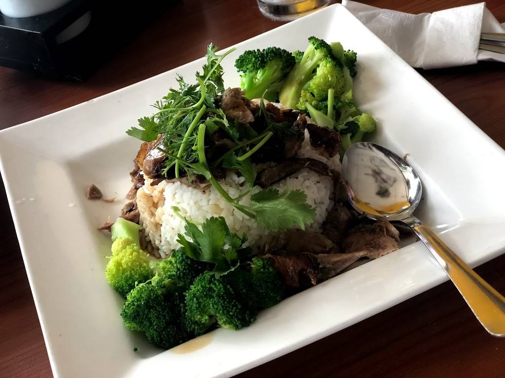 Thai Pastry restaurant | restaurant | 4925 N Broadway, Chicago, IL 60640, USA | 7737845399 OR +1 773-784-5399