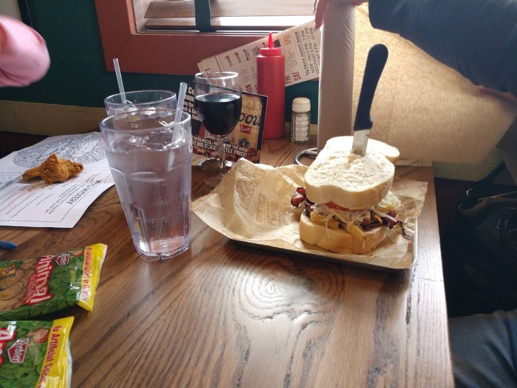 Primanti Bros. | restaurant | 830 E Pittsburgh St, Greensburg, PA 15601, USA | 7246891300 OR +1 724-689-1300