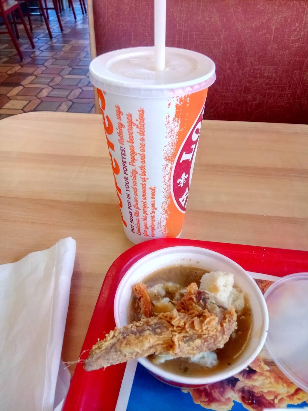 Popeyes Louisiana Kitchen | restaurant | 613 N 14th St, Leesburg, FL 34748, USA | 3523263553 OR +1 352-326-3553