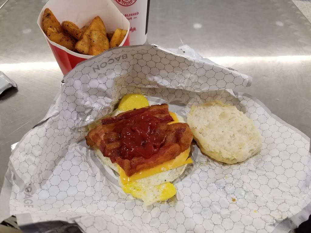 Wendys | restaurant | 3500 S Terminal Rd S, Houston, TX 77032, USA | 2814434822 OR +1 281-443-4822