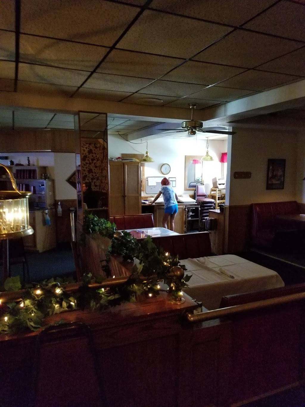 Reggios | restaurant | 1213 E Jefferson Blvd, Mishawaka, IN 46545, USA | 5742550588 OR +1 574-255-0588