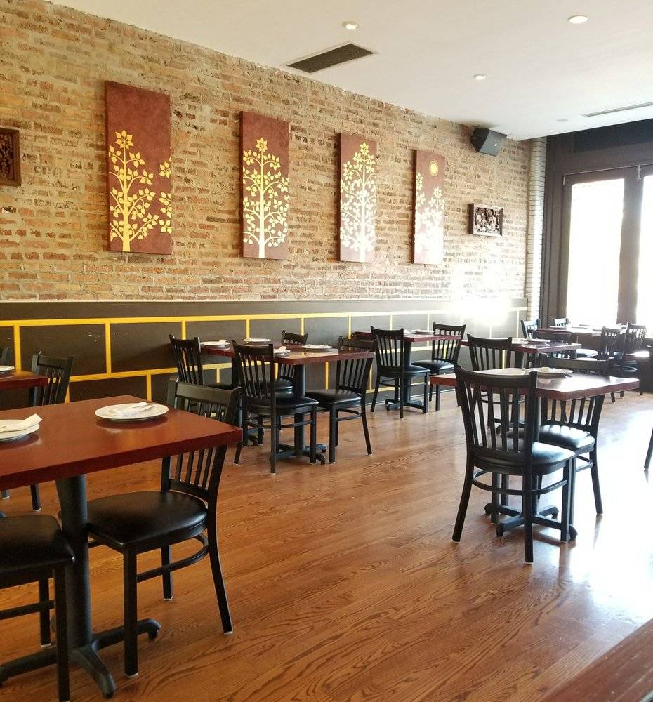 Opart Thai House - West Town | restaurant | 1371 W Chicago Ave, Chicago, IL 60642, USA | 3129880986 OR +1 312-988-0986
