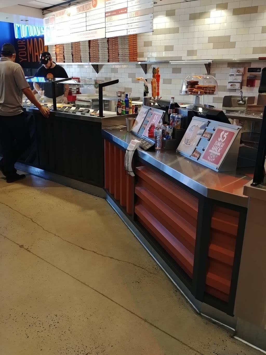 Blaze Pizza | meal takeaway | 17150 Brookhurst St #D, Fountain Valley, CA 92708, USA | 7149301522 OR +1 714-930-1522