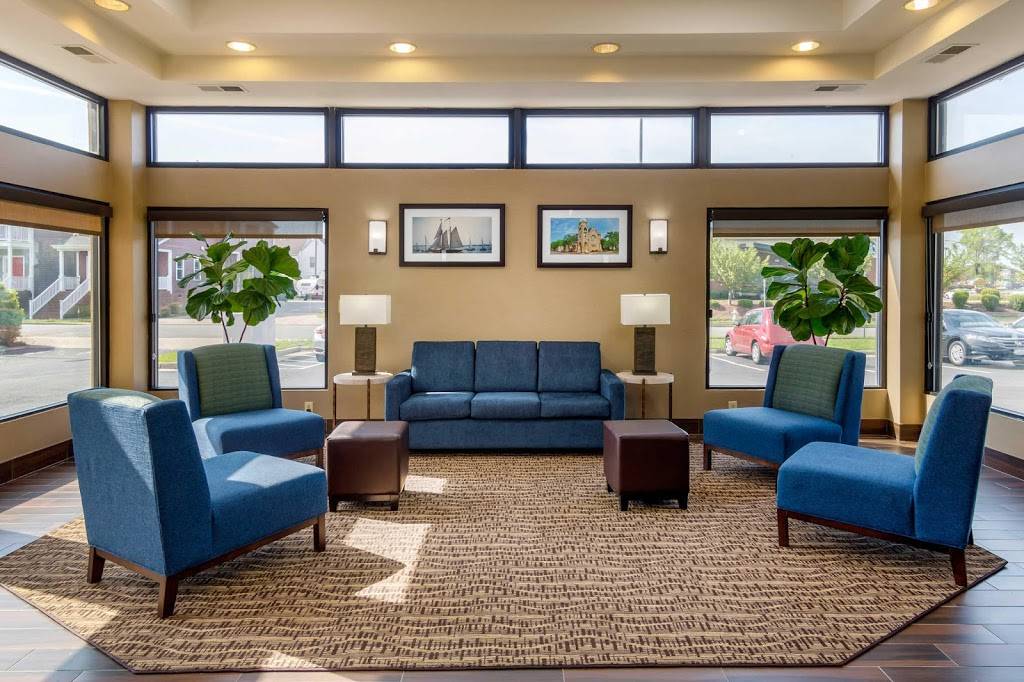 Quality Inn & Suites Olde Town | restaurant | 347 Effingham St, Portsmouth, VA 23704, USA | 7573977788 OR +1 757-397-7788