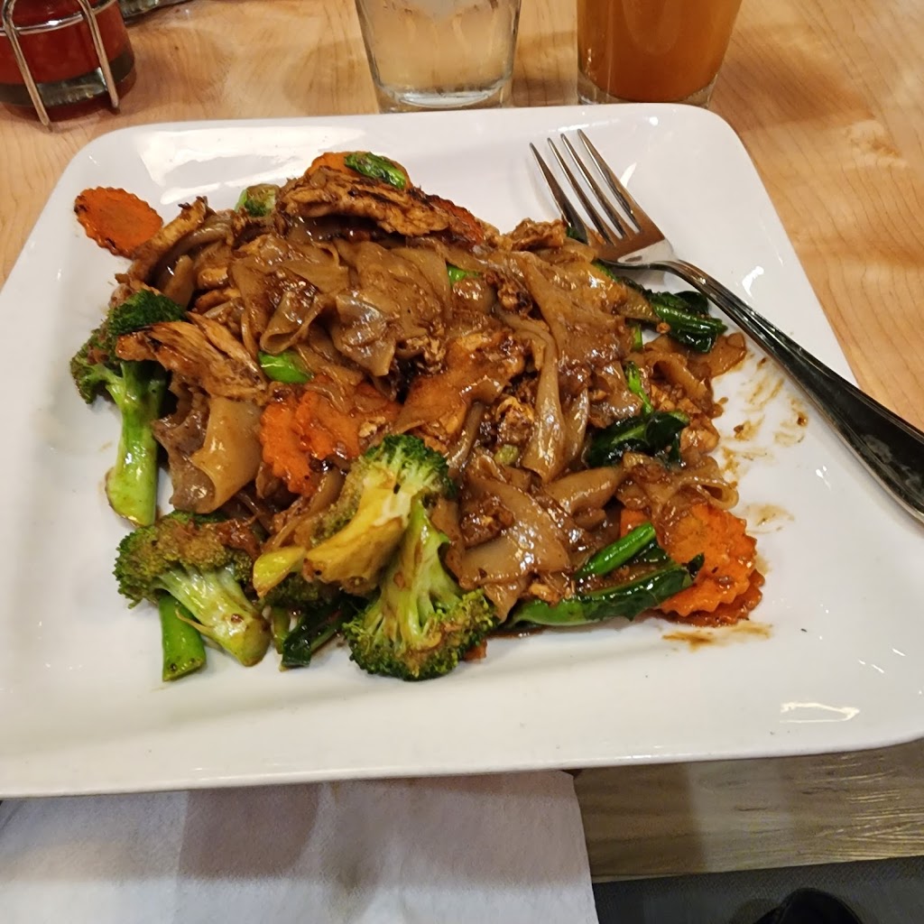 Kunis Thai Cuisine | restaurant | 101 E Hastings Rd Suite A and B, Spokane, WA 99218, USA | 5092905993 OR +1 509-290-5993