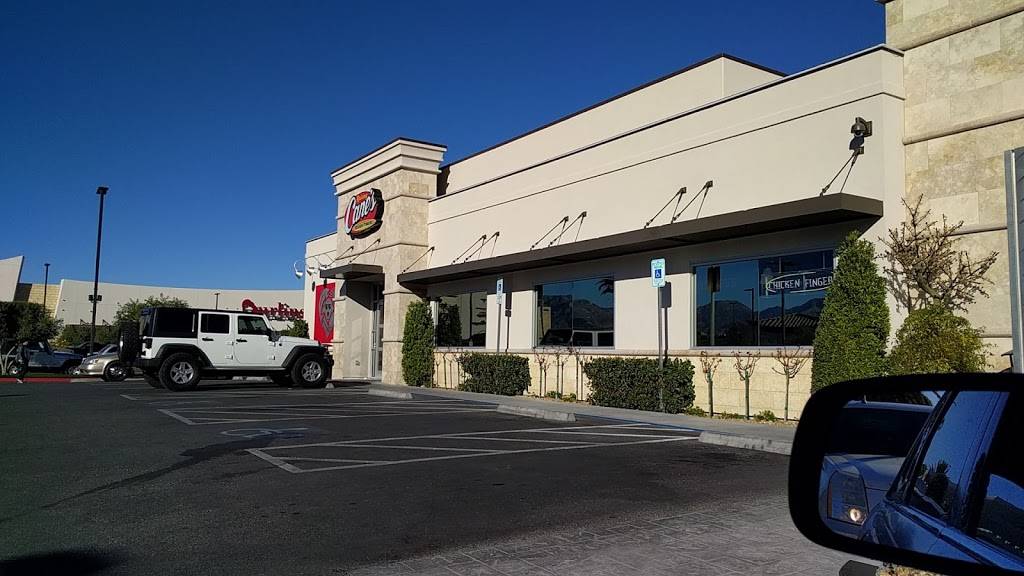 Raising Canes | meal takeaway | 10050 W Sahara Ave, Las Vegas, NV 89117, USA | 7024892555 OR +1 702-489-2555
