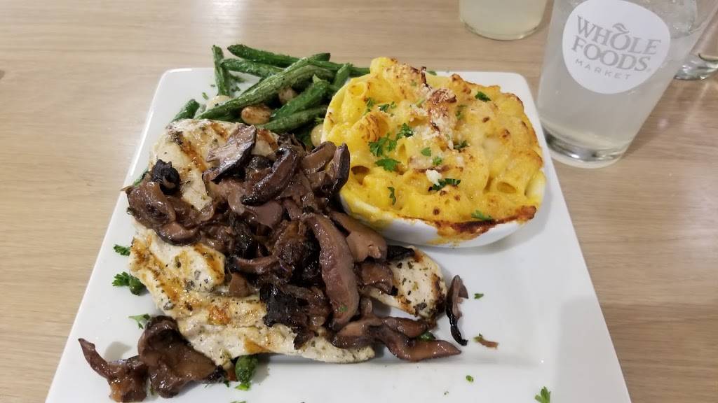 High Tide Bar & Grill | restaurant | 9101 Strada Pl, Naples, FL 34108, USA | 2395525100 OR +1 239-552-5100