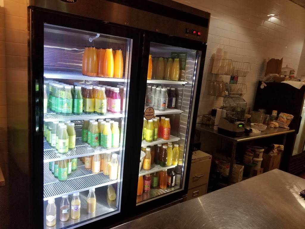 Roots Juices | restaurant | 3527 Oak Lawn Ave, Dallas, TX 75219, USA | 8886660290 OR +1 888-666-0290