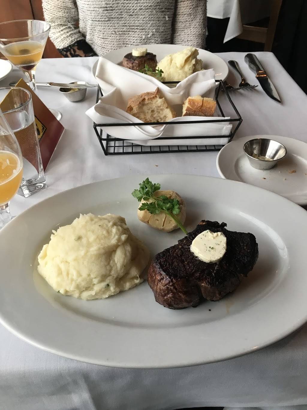 Sutter Street Steakhouse | restaurant | 604 Sutter St, Folsom, CA 95630, USA | 9163519100 OR +1 916-351-9100