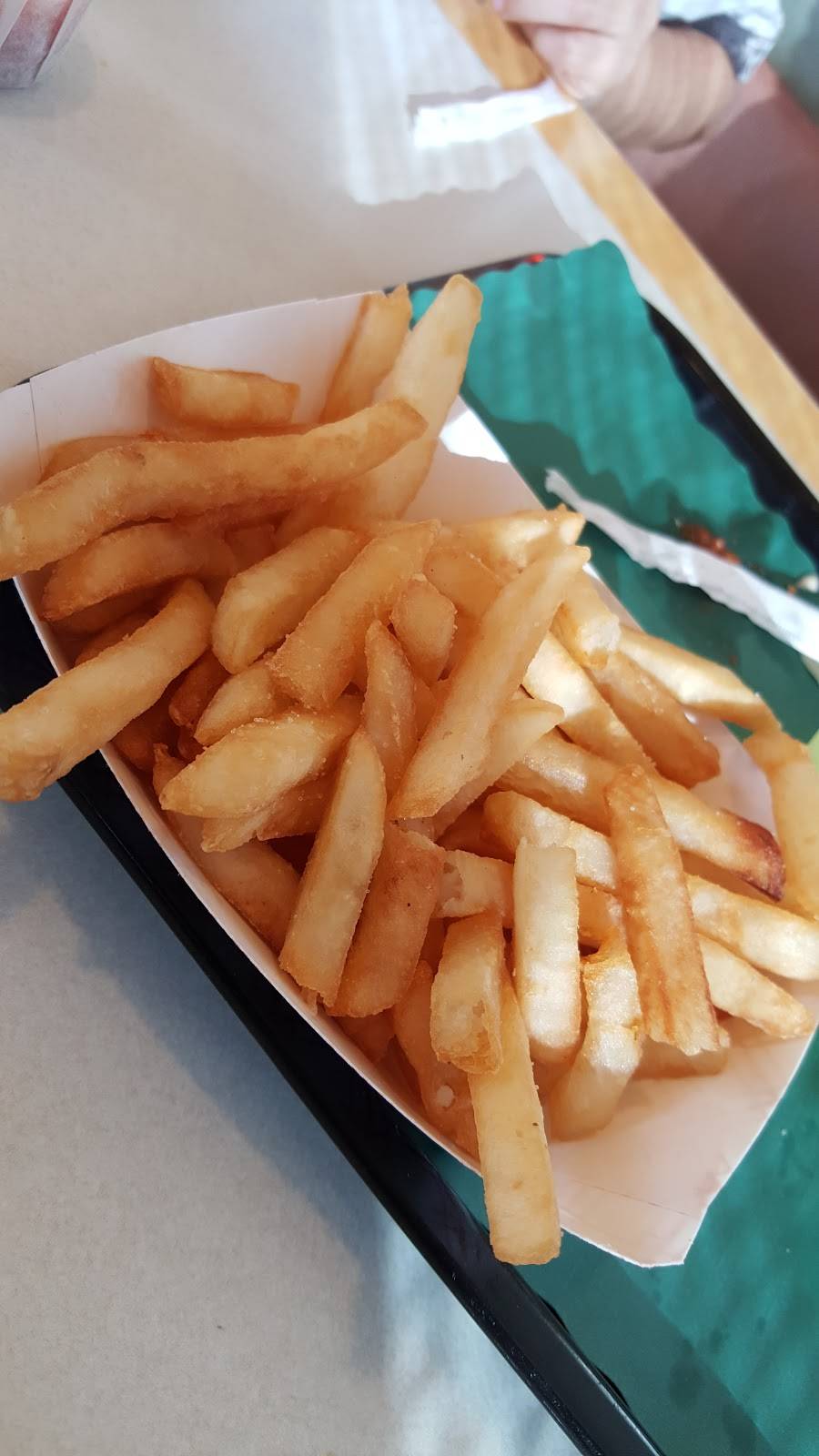 Jimmy Deans Charbroiled Burgers | restaurant | 28018 The Old Rd, Valencia, CA 91355, USA | 6617029802 OR +1 661-702-9802