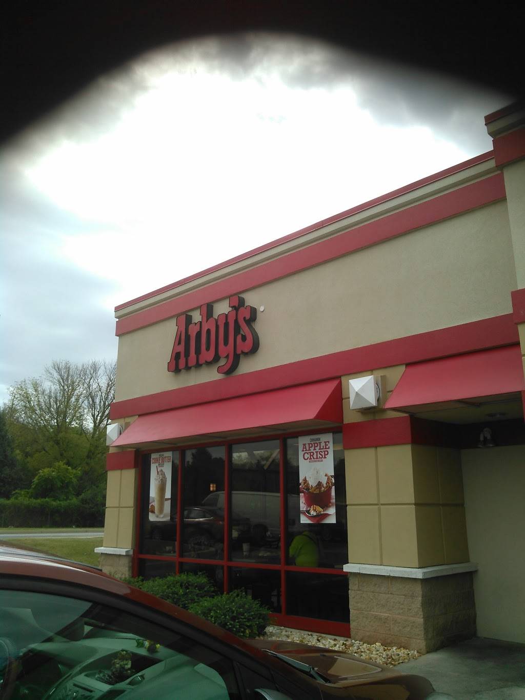 Arbys | restaurant | 17794 Garland Groh Blvd, Hagerstown, MD 21740, USA | 3017332142 OR +1 301-733-2142
