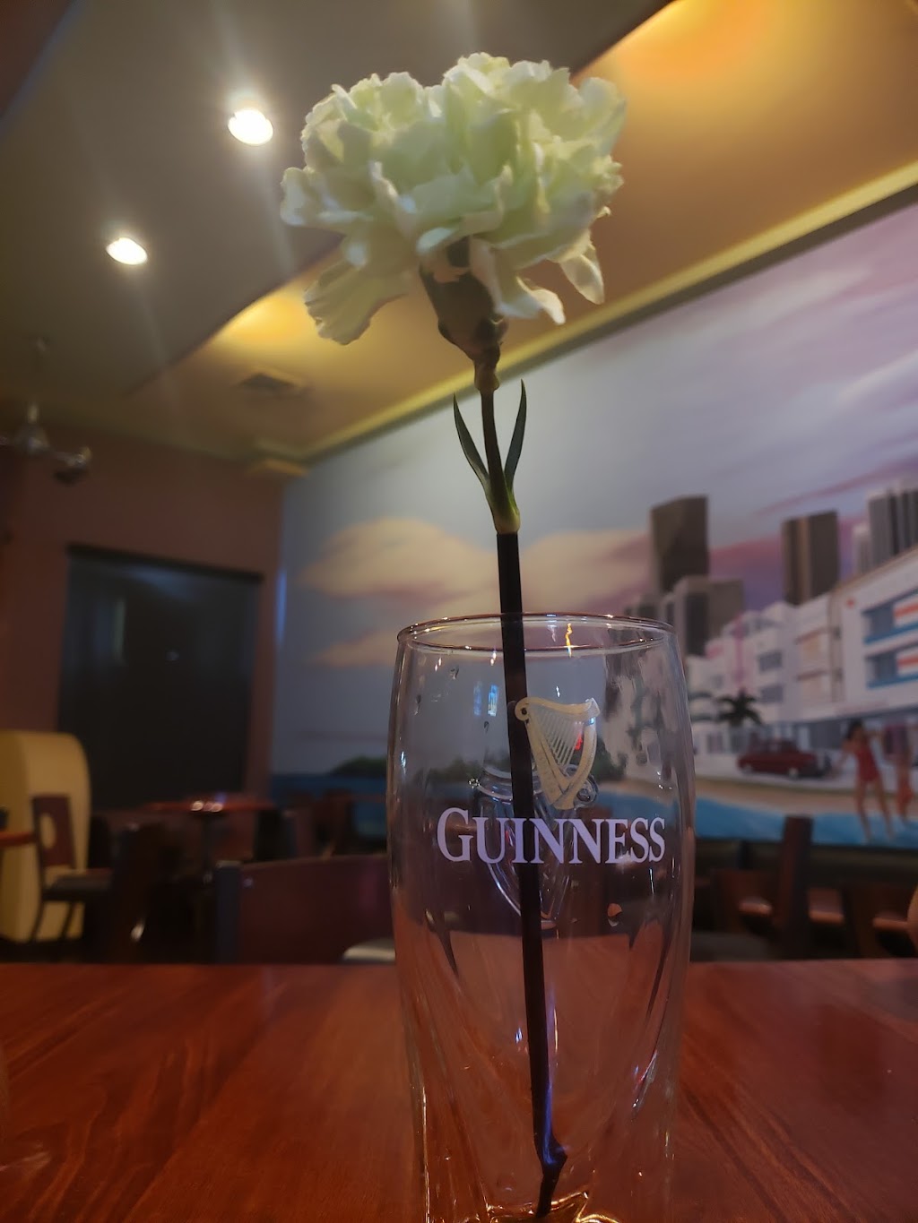 Geckos Bar and Tapas | restaurant | 5801 Academy Rd NE, Albuquerque, NM 87109, USA | 5058218291 OR +1 505-821-8291