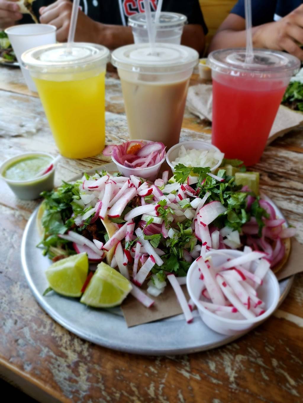 Ixtapalapa Taqueria | restaurant | 411 MD-355, Gaithersburg, MD 20877, USA | 2407020217 OR +1 240-702-0217