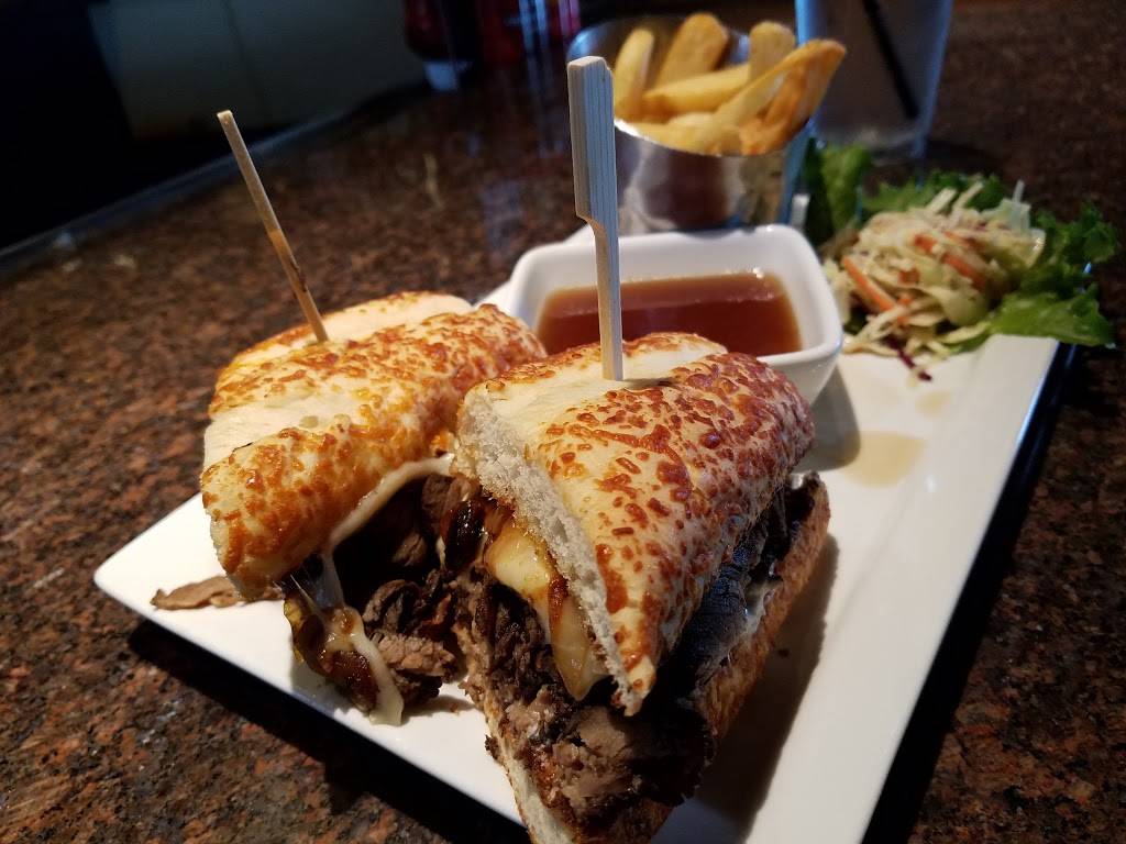 Red Robin Gourmet Burgers and Brews | restaurant | 1024 Eden Way N, Chesapeake, VA 23320, USA | 7574247288 OR +1 757-424-7288