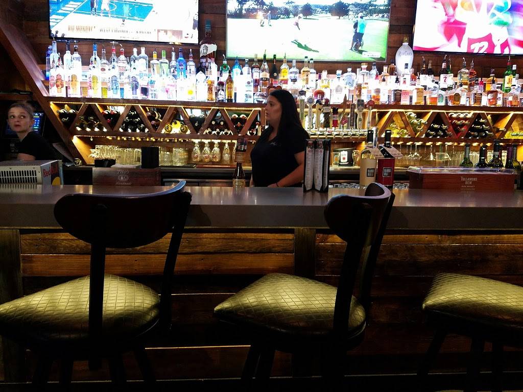 Rosatis Pizza | restaurant | 10755 Broadway, Crown Point, IN 46307, USA | 2192814500 OR +1 219-281-4500