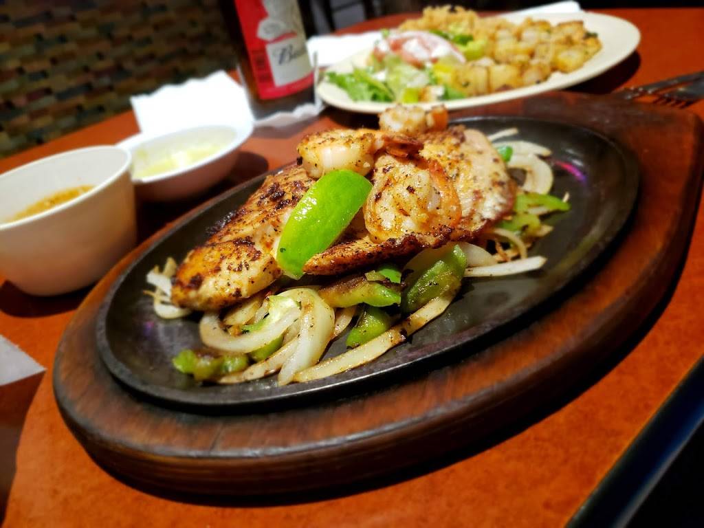 Poblanos Mexican Grill | restaurant | 1250 Eldridge Pkwy, Houston, TX 77077, USA | 2815316637 OR +1 281-531-6637