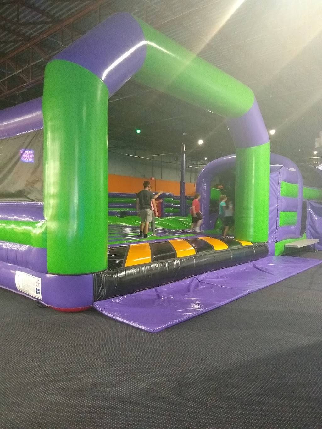 XtremeCraze - Londonderry | restaurant | 4 Orchard View Dr Unit 10, Londonderry, NH 03053, USA | 6034046064 OR +1 603-404-6064