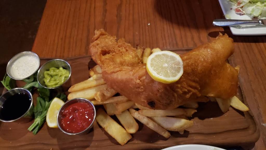 The Hive Grill | restaurant | 32475 Clinton Keith Rd, Wildomar, CA 92595, USA | 9516780722 OR +1 951-678-0722