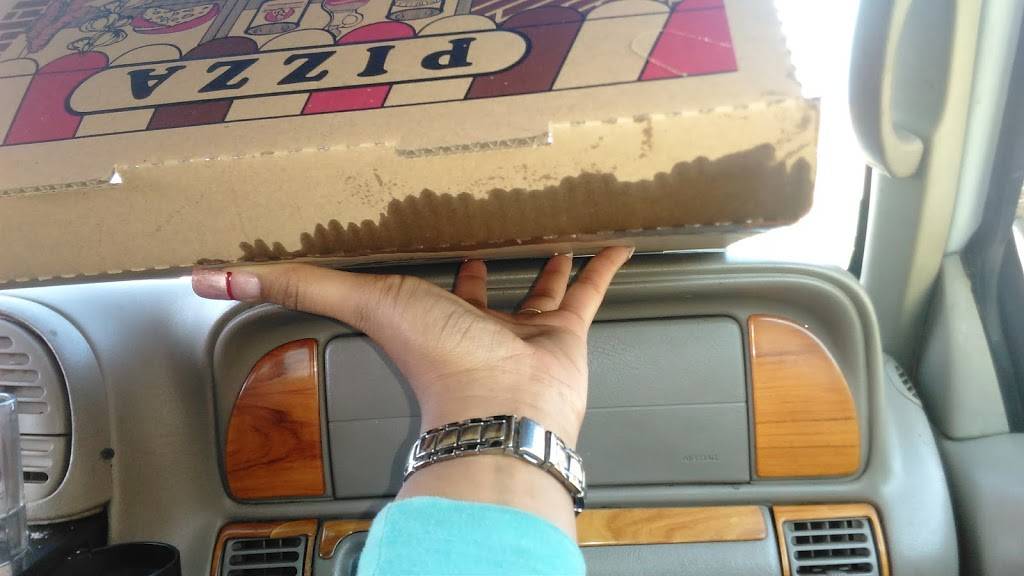 Giant Pizza | restaurant | 6656 Florin Rd, Sacramento, CA 95828, USA | 9164286666 OR +1 916-428-6666