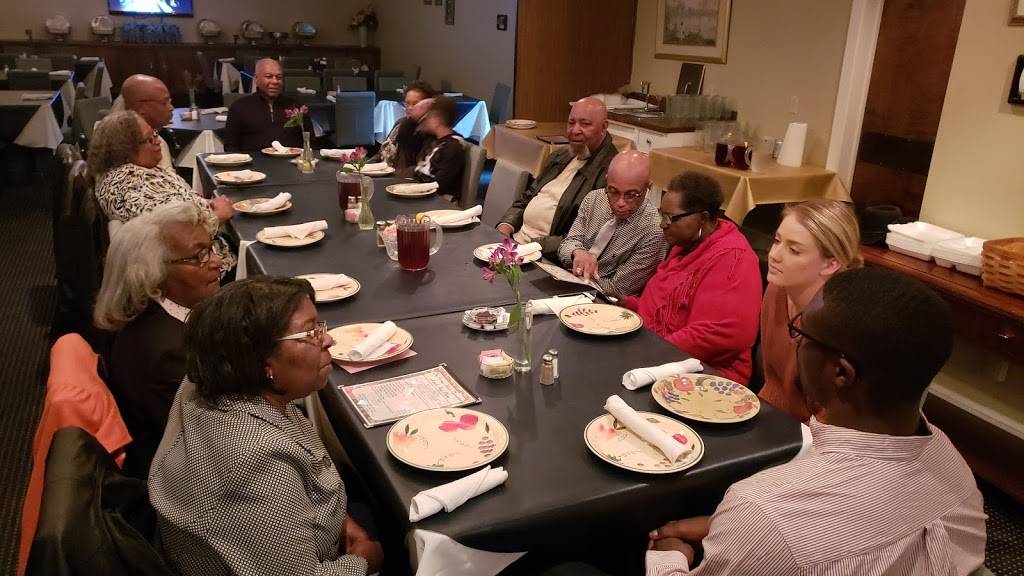 Spring House Dining | restaurant | 9789 Richmond Hwy, Lynchburg, VA 24504, USA | 4349932475 OR +1 434-993-2475