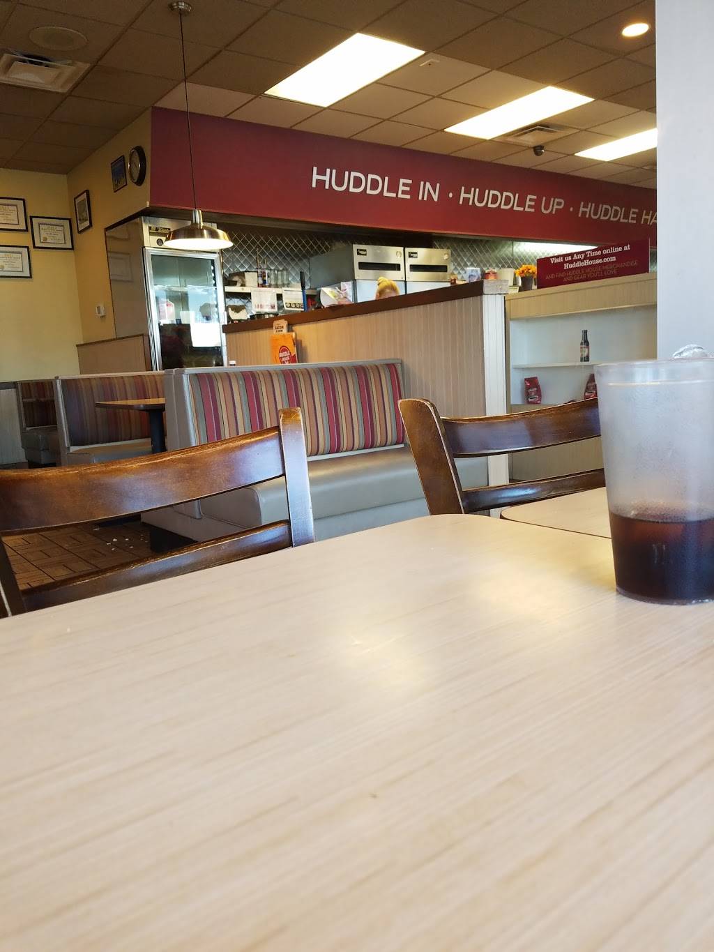 Huddle House | restaurant | 237 MS-30, New Albany, MS 38652, USA | 6625340787 OR +1 662-534-0787