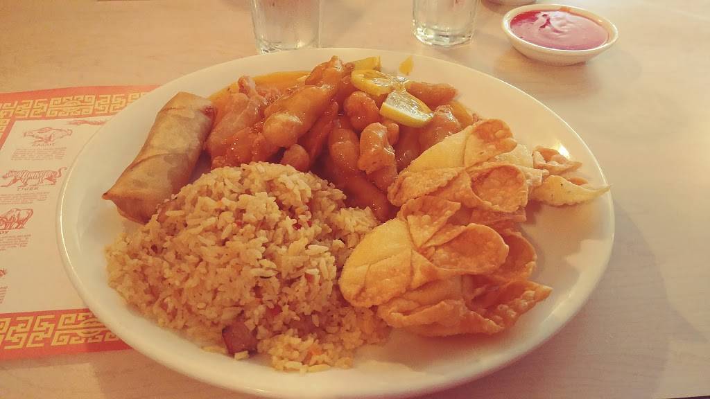 Lucky Fortune | meal takeaway | 400 E 1st St, Newberg, OR 97132, USA | 5035381661 OR +1 503-538-1661