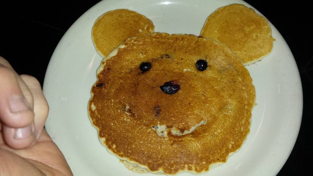 Chattys | restaurant | 3130 Pricetown Rd, Fleetwood, PA 19522, USA | 6109294707 OR +1 610-929-4707