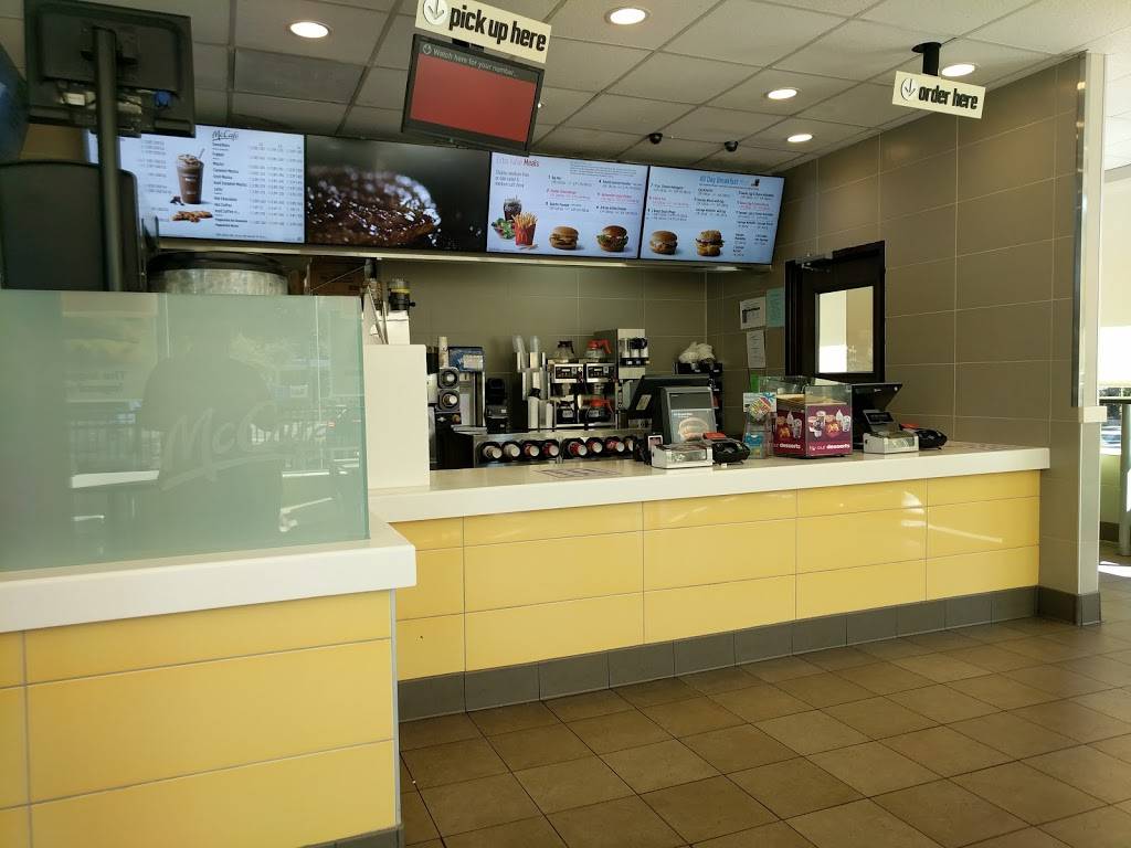 McDonalds | cafe | 1200 E, FL-434, Winter Springs, FL 32708, USA | 4073655700 OR +1 407-365-5700