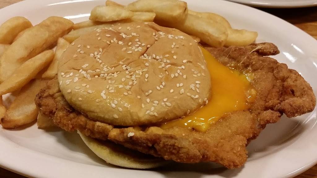 Friends Diner | restaurant | 989 US-31, Whiteland, IN 46184, USA | 3175302254 OR +1 317-530-2254