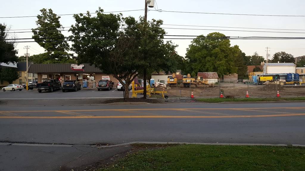 Stewarts Shops | cafe | 9 N Main St, Sherburne, NY 13460, USA | 6076746625 OR +1 607-674-6625