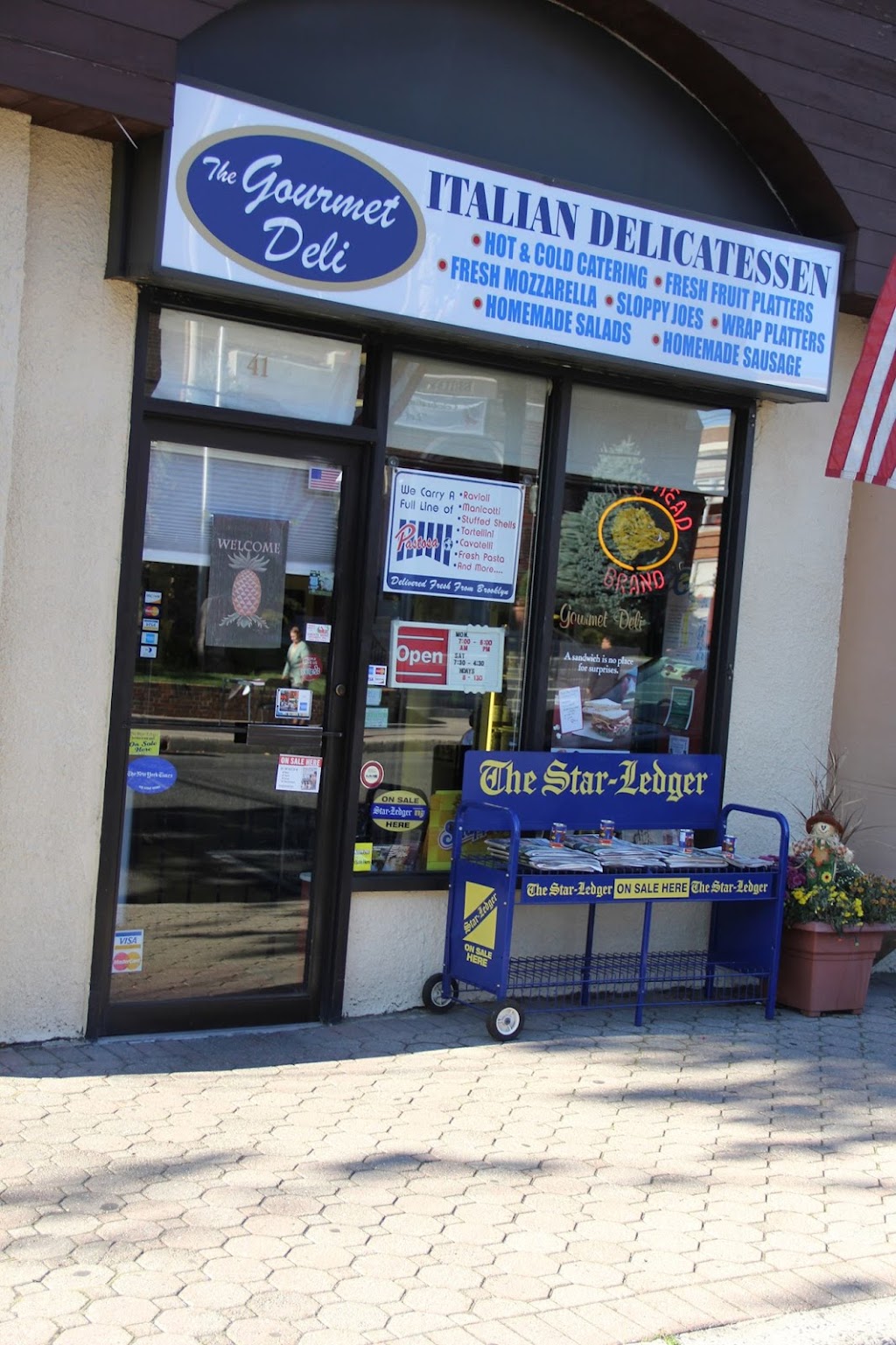 The Gourmet Deli | restaurant | 41 Alden St, Cranford, NJ 07016, USA | 9082723290 OR +1 908-272-3290