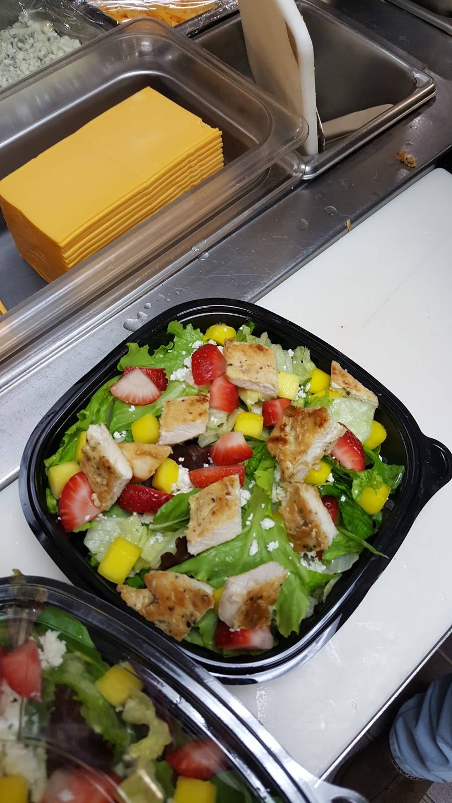 Wendys | restaurant | 427 Springfield Ave, Newark, NJ 07103, USA | 9732422120 OR +1 973-242-2120