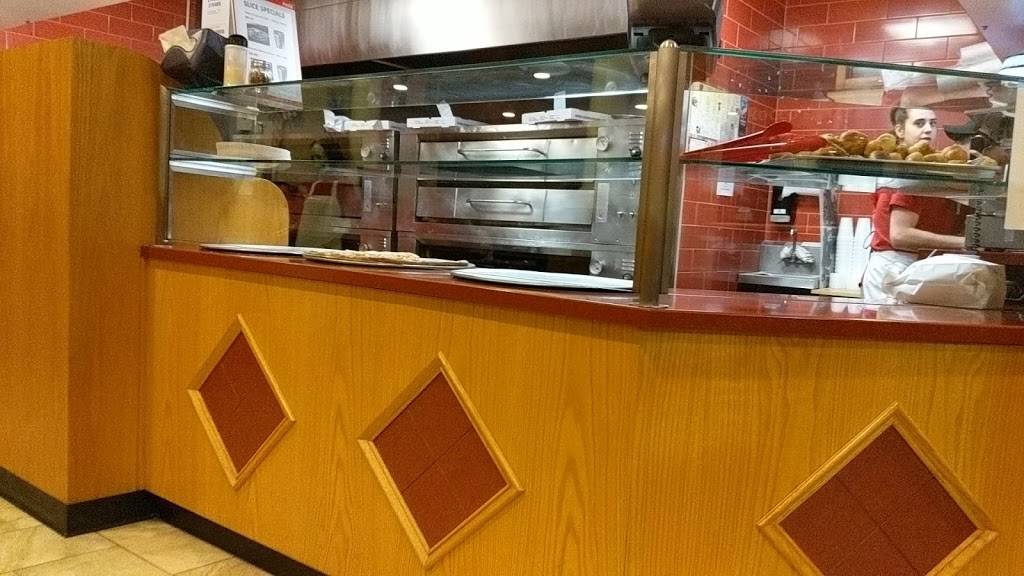 Roccos Pizza & Italian Restaurant | restaurant | 312 W Front St, Florence, NJ 08518, USA | 6094993366 OR +1 609-499-3366